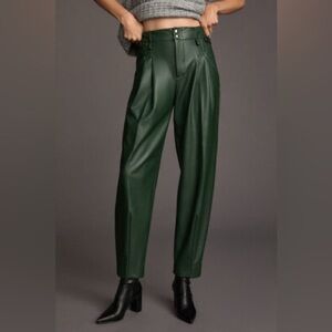 Anthropologie Maeve Women’s Green Faux Leather Taper Pleated Pants Size 2